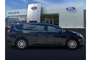 $30499 : Chrysler Voyager 2025 LX 4dr thumbnail