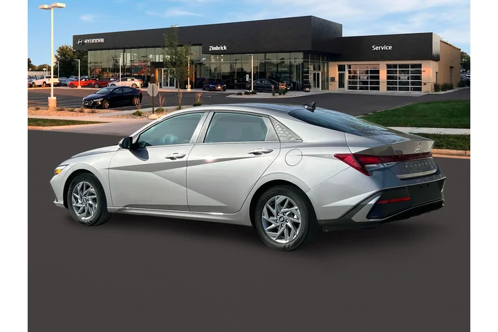 $21490 : Hyundai ELANTRA 2024 SEL 4dr image 4