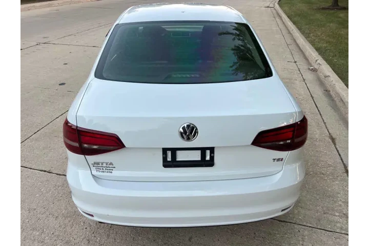 $8997 : 2017 Jetta 1.4T S image 6