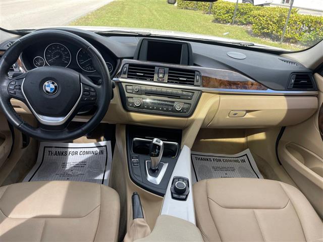 $11000 : Se vende BMW 3 series image 6