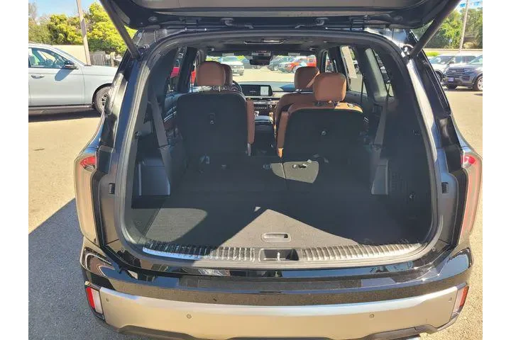 $39990 : Kia Telluride 2023 AWD SX X- image 8