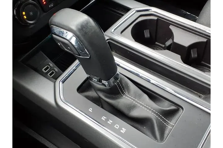 $29607 : Ford F-150 2019 4x4 XLT 4dr image 10