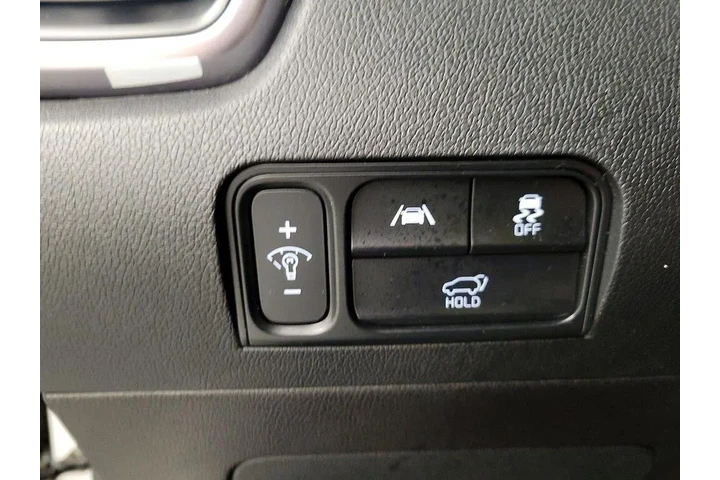 $29998 : Kia Sorento Hybrid 2023 AWD image 5