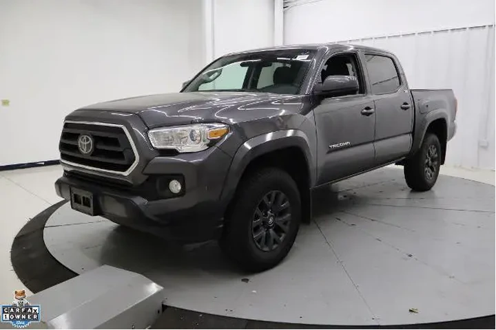 $30995 : Toyota Tacoma 2023 4x2 SR5 4 image 8