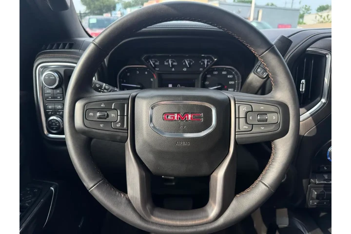 2022 GMC Sierra 2500HD AT4 Cr image 9