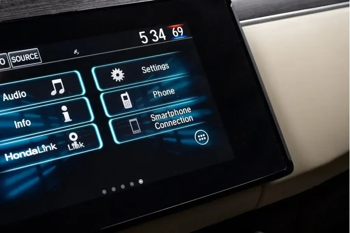 $19169 : Honda Clarity Plug-In Hybrid image 7