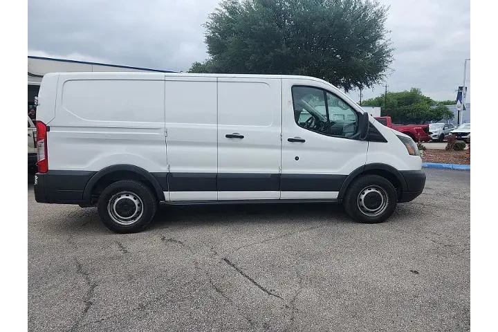 $16998 : Ford Transit 2016 150 3dr SW image 1