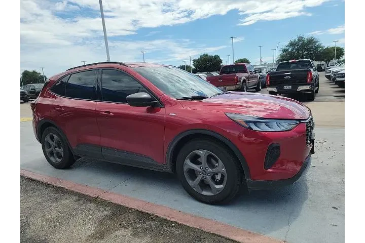 $25773 : Ford Escape 2025 ST-Line 4dr image 4