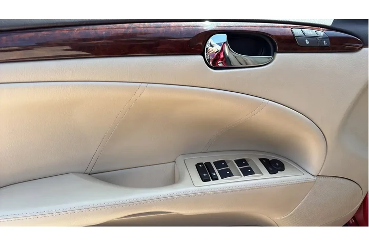 $8754 : Buick Lucerne 2011 CXL 4dr S image 8