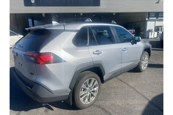 $32888 : Toyota RAV4 2025 XLE Premium image 5