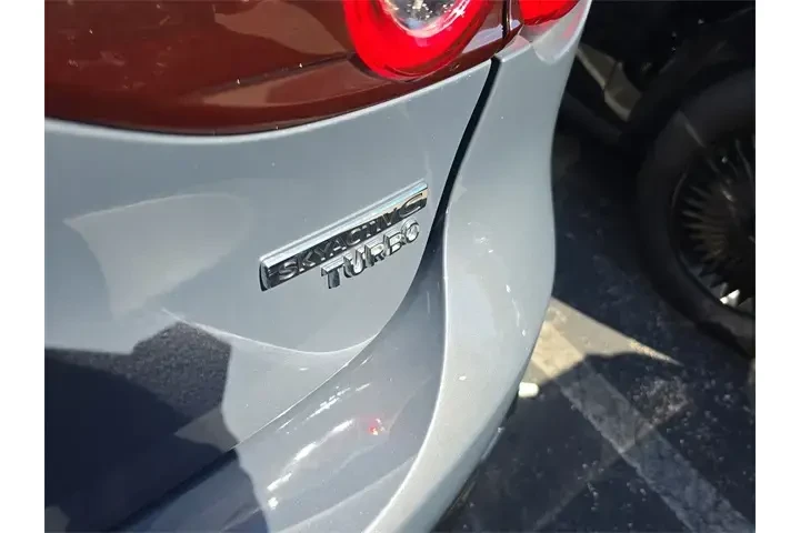 $27990 : Mazda Mazda3 Hatchback 2024 image 9