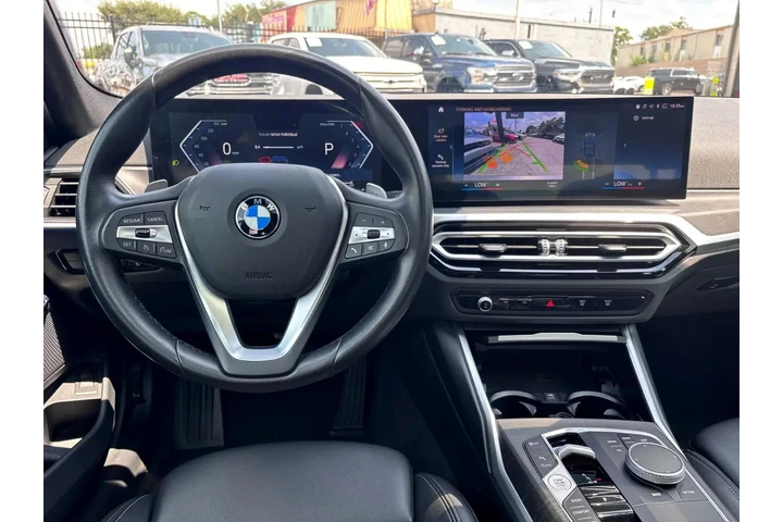 2024 BMW 3 Series 330i Sedan image 8