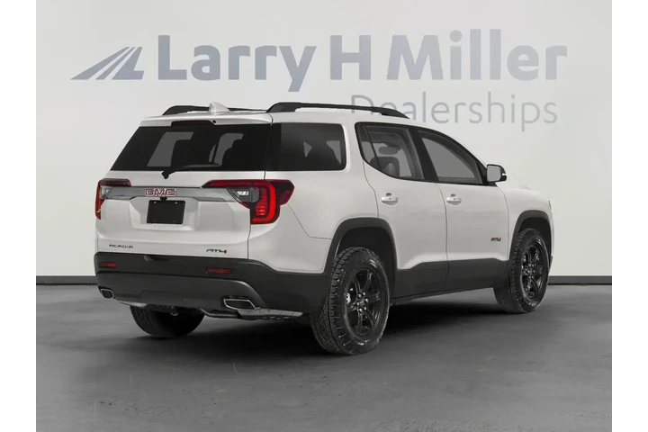 GMC Acadia 2023 Denali 4dr S image 2