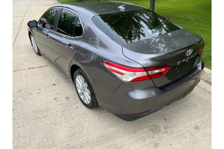 $14997 : 2020 Camry LE image 4