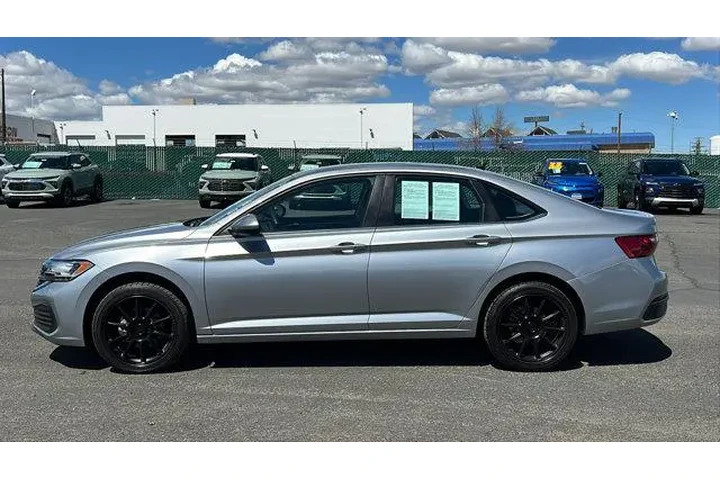 $28984 : Volkswagen Jetta 2024 SE 4dr image 8