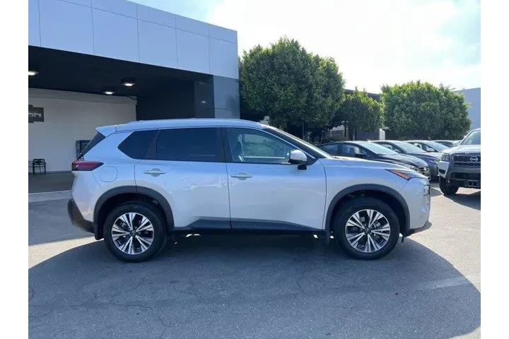 $21991 : Nissan Rogue 2023 AWD SV 4dr image 7