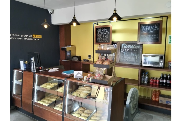 VENDEDORA DE MOSTRADOR image 2