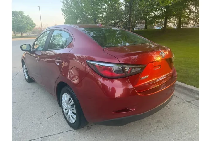 $10997 : 2019 Yaris L image 5