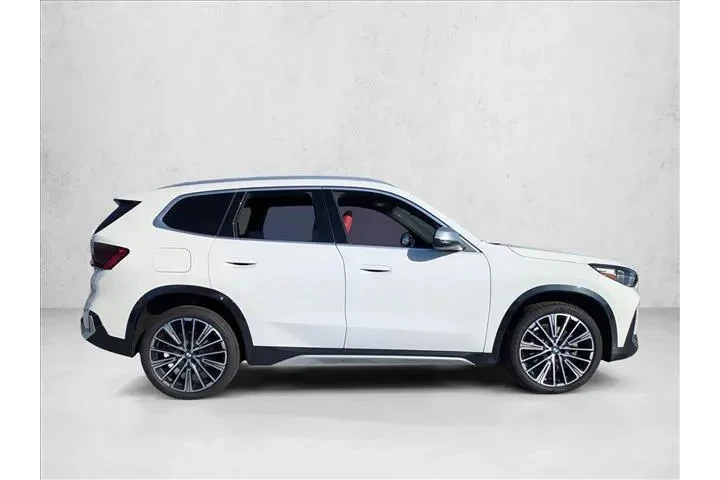 $34500 : BMW X1 2024 AWD xDrive28i 4d image 4