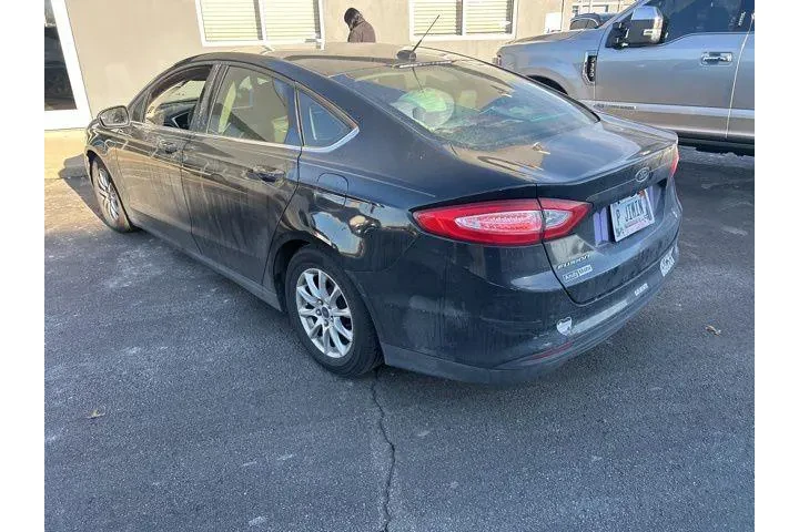 $5995 : Ford Fusion 2016 S 4dr Sedan image 9