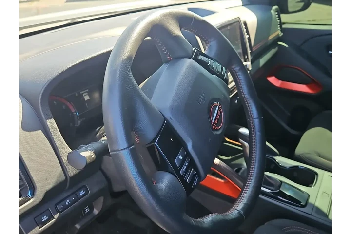 $32000 : Nissan Frontier 2024 4x4 PRO image 2