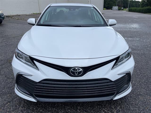 $23990 : PRE-OWNED 2022 TOYOTA CAMRY LE image 3