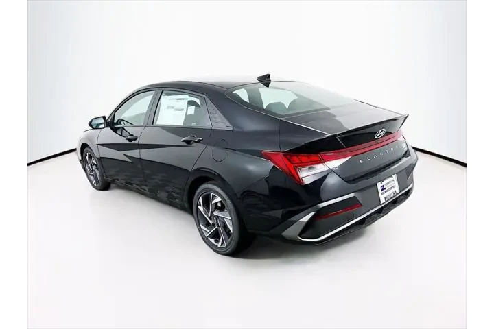$24573 : Hyundai ELANTRA Hybrid 2025 image 5