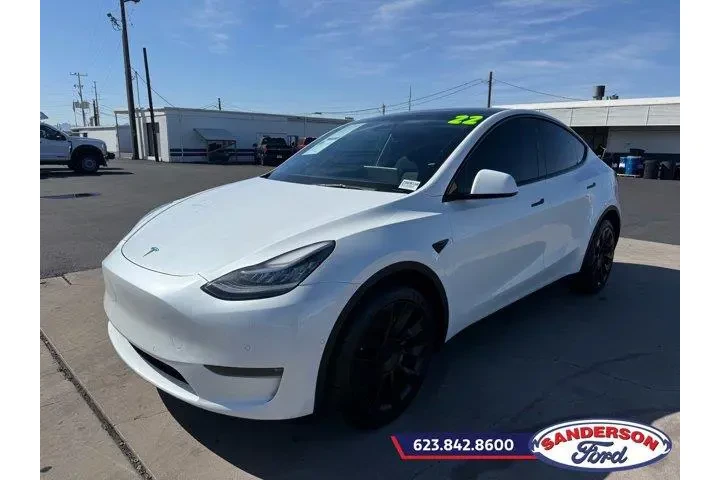 $26888 : Tesla Model Y 2022 AWD Long image 7