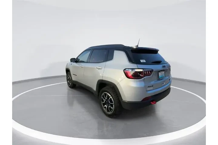 $27800 : Jeep Compass 2024 4x4 Trailh image 6