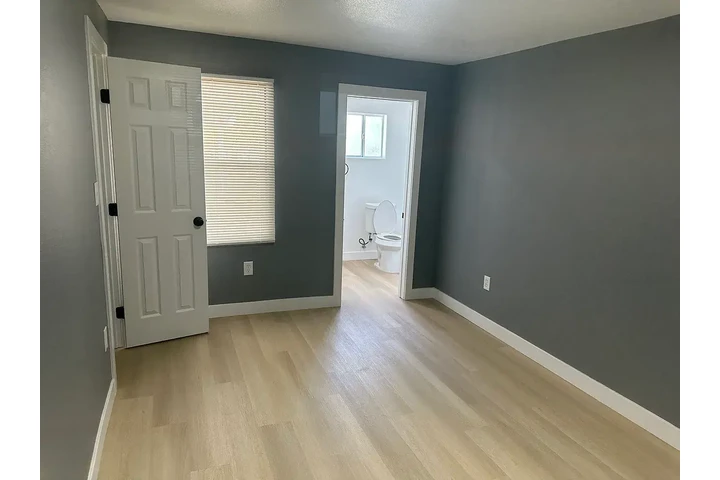 $800 : Beautiful ..San Bernardino, CA image 4