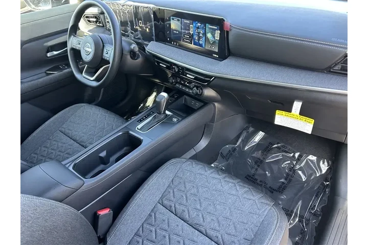 $26860 : Nissan Kicks 2026 SV 4dr Cro image 8