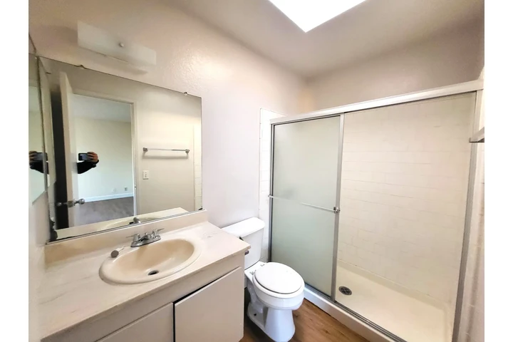 $1000 : LAKEWOOD, 1 dormitorio, 1 ba image 1