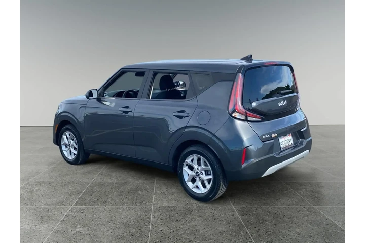 $21792 : Kia Soul 2023 image 3