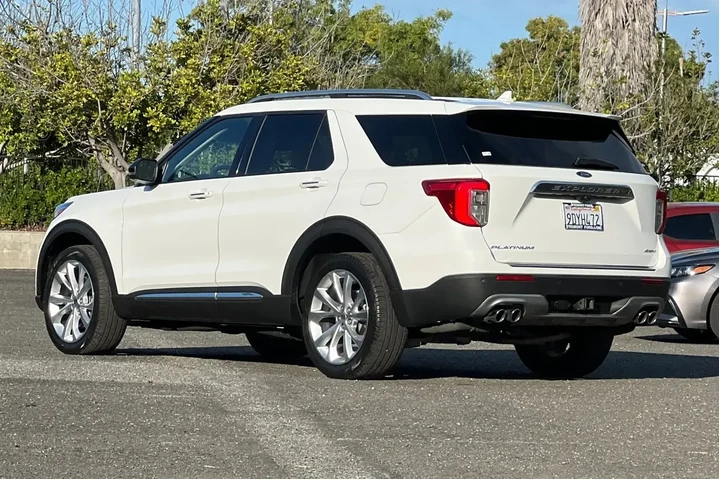 Ford Explorer 2022 AWD Plati image 5
