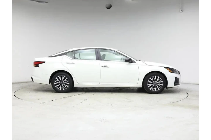 $20998 : Nissan Altima 2025 2.5 SV 4d image 7