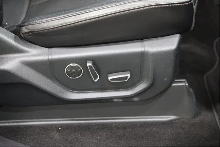 $29982 : Ford F-150 2019 4x4 Platinum image 4