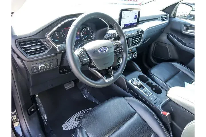 $25852 : Ford Escape Plug-In Hybrid 2 image 8