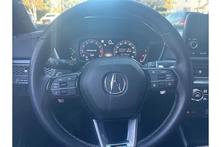 $30420 : Acura Integra 2024 4dr Liftb image 10