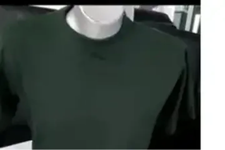 $8 : Fabrica de camisetas image 3