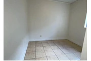 $1500 : 3 Bed, 1 Bath Home – Great Loc thumbnail
