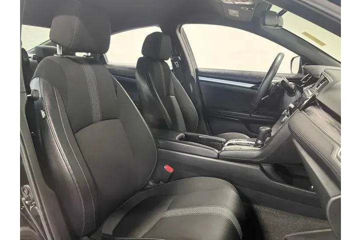$17986 : Honda Civic 2019 Sport 4dr S image 10
