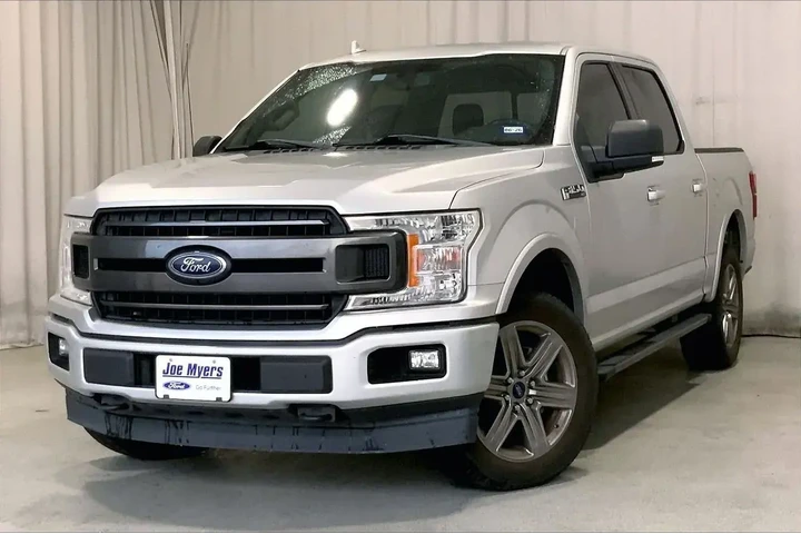 $22322 : Ford F-150 2018 4x4 XLT 4dr image 2