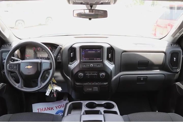 2021 Silverado 1500 image 2