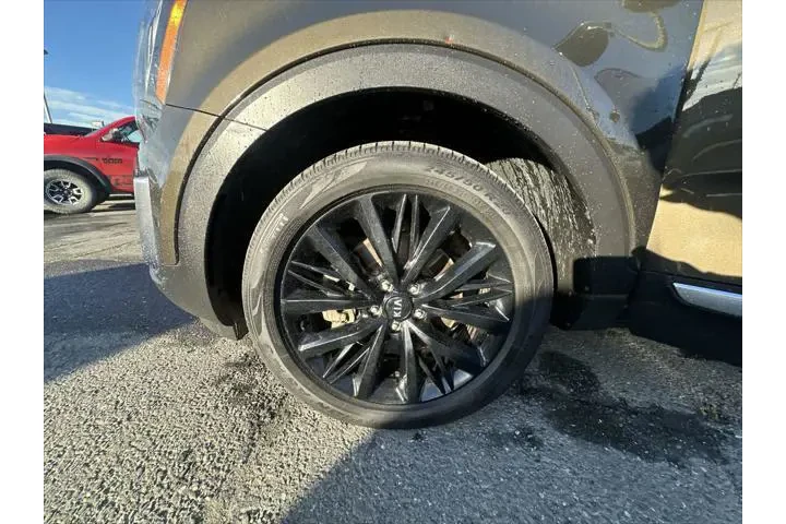 $23799 : Kia Telluride 2020 AWD SX 4d image 3