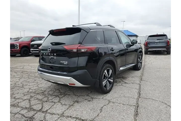 $23926 : Nissan Rogue 2023 AWD Platin image 4