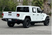 $39997 : Jeep Gladiator 2025 4x4 Big thumbnail