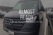 2024 Mercedes-Benz Sprinter 2 thumbnail