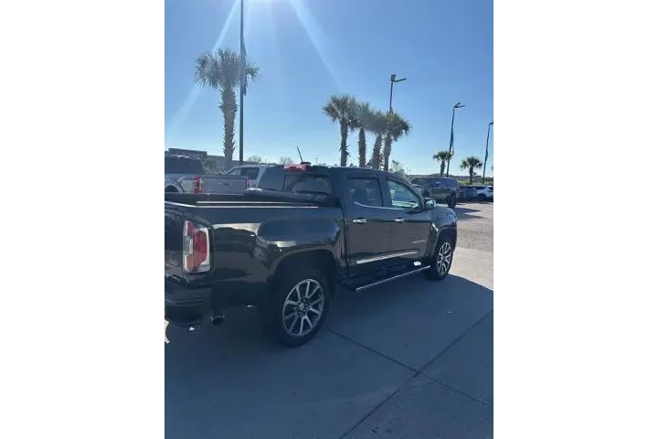 $32360 : GMC Canyon 2022 4x4 Denali 4 image 3