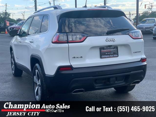 Used 2021 Cherokee Limited 4x image 10