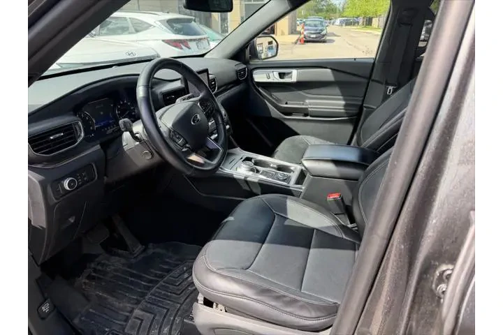 $26366 : Ford Explorer 2020 AWD Limit image 6